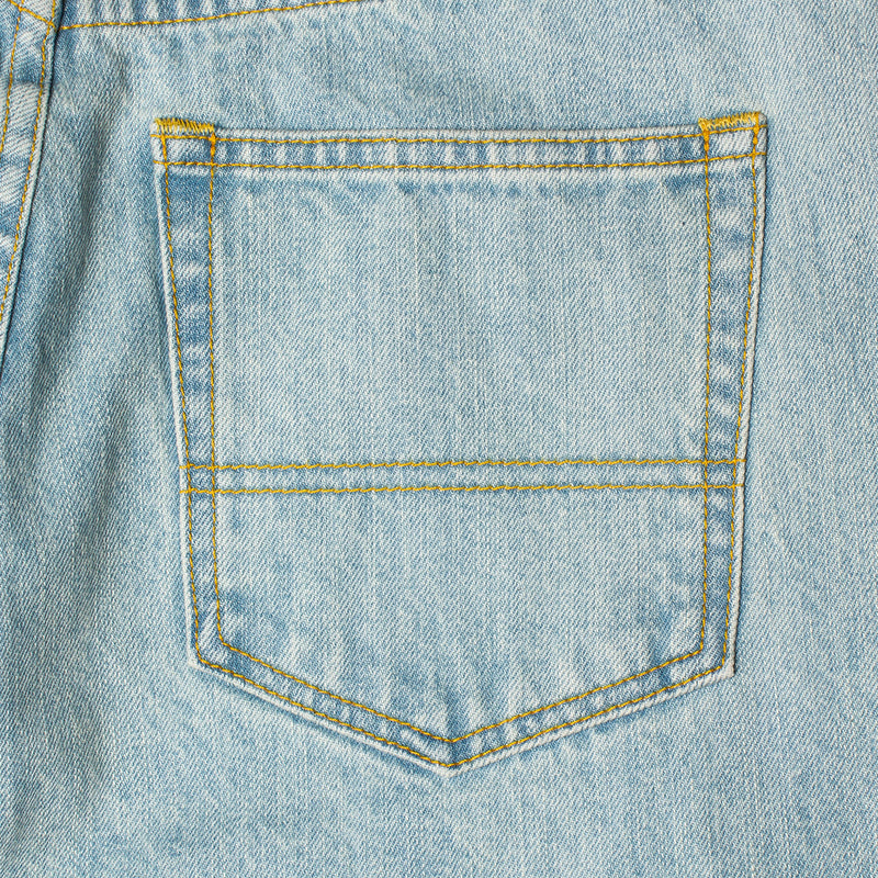 Noah | Pleated Jeans Color : Light Wash
