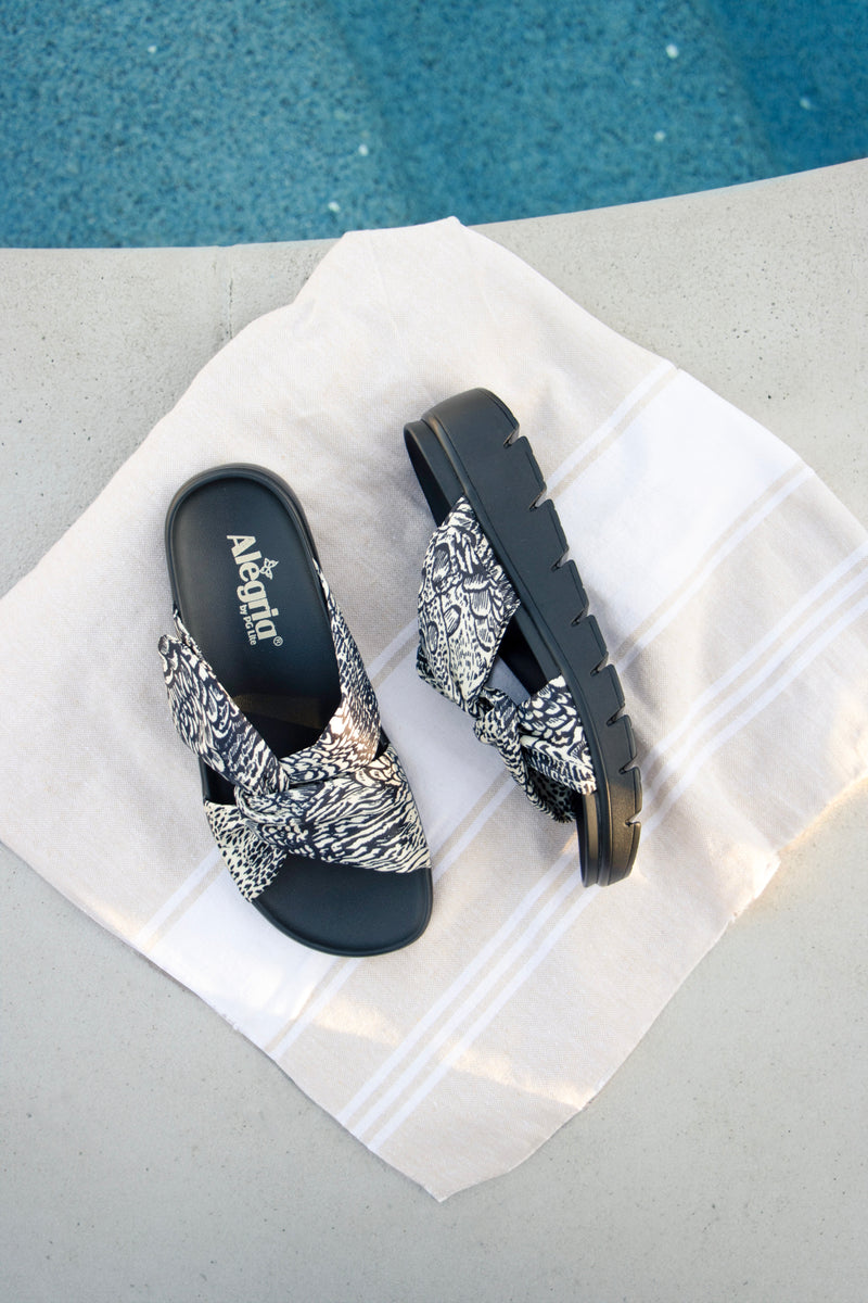 Rylie Birds of a Feather Slide