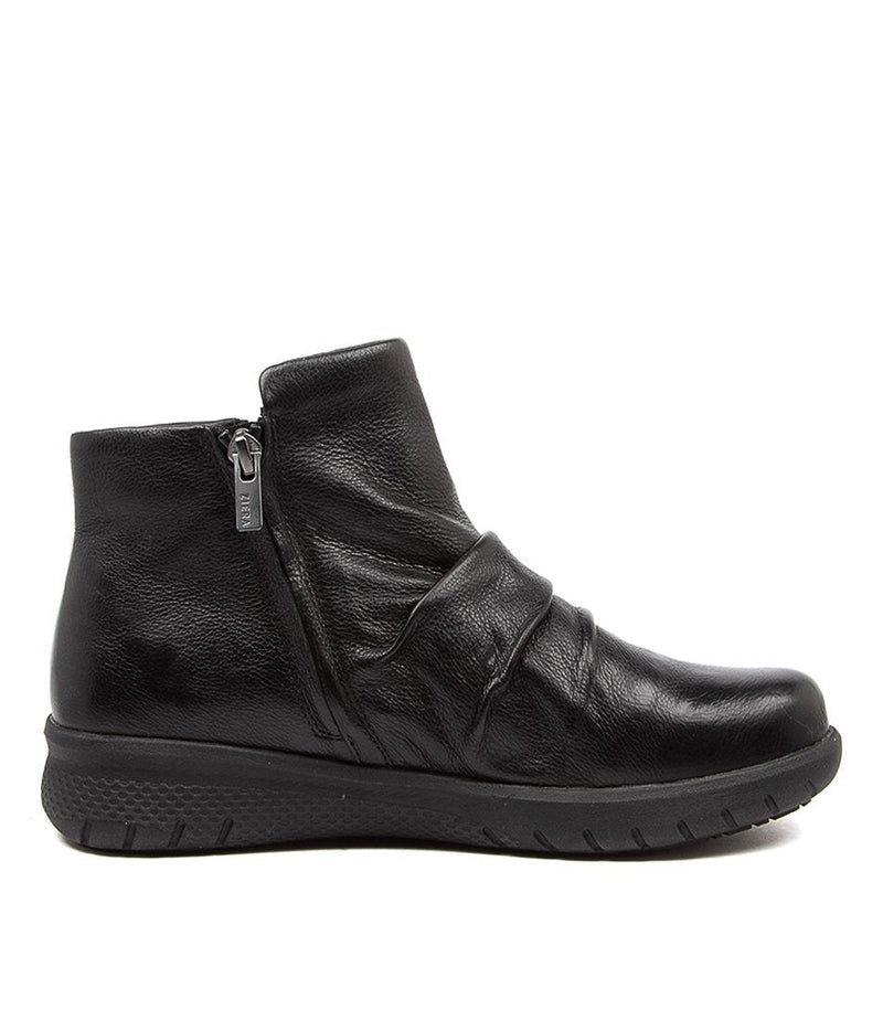 Women's Ziera Shayne in Black Leather sku: ZR10041BLALE