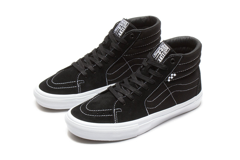 Vans Sk8-Hi Style # VN0A4BWYBLK1 Color : Essential Black / White