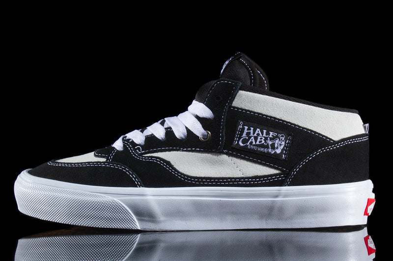 Vans Skate Half Cab '92 Style #  VN0A5KYA1KP1 Color : Black / Marshmallow
