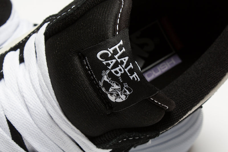 Vans Skate Half Cab '92 Style #  VN0A5KYA1KP1 Color : Black / Marshmallow