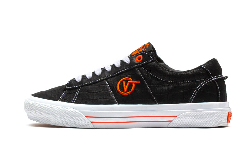 Vans Skate Sid x Sci-Fi Fantasy Black / White  Edit alt text