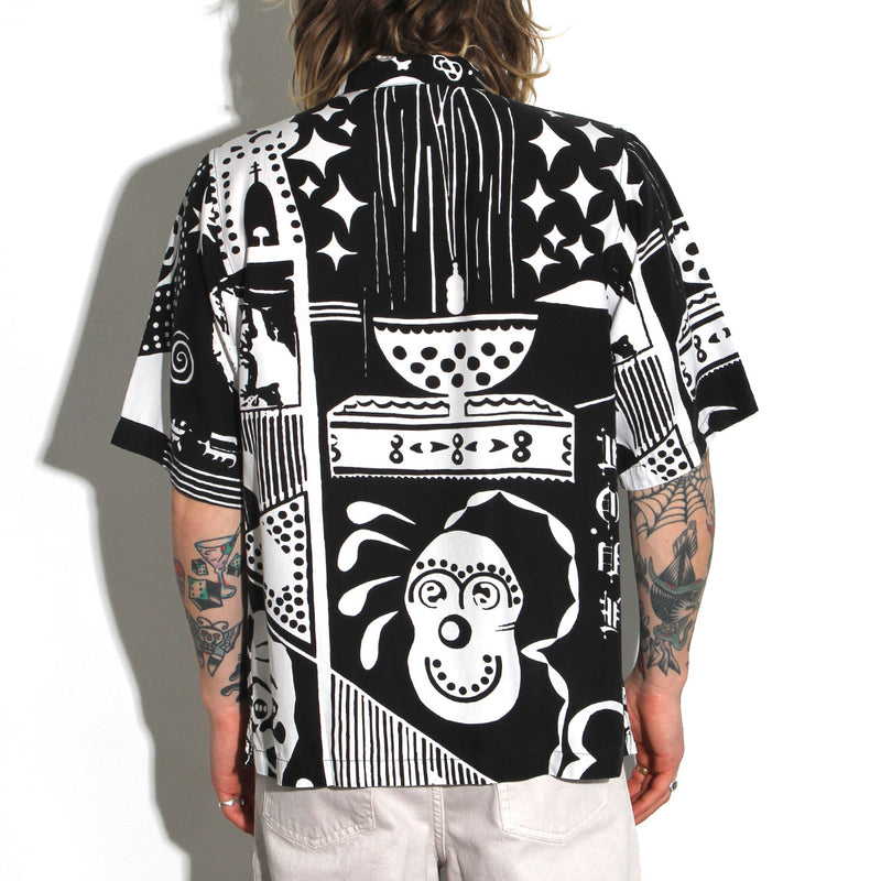 Polar Spiral Shirt Black / White  Edit alt text