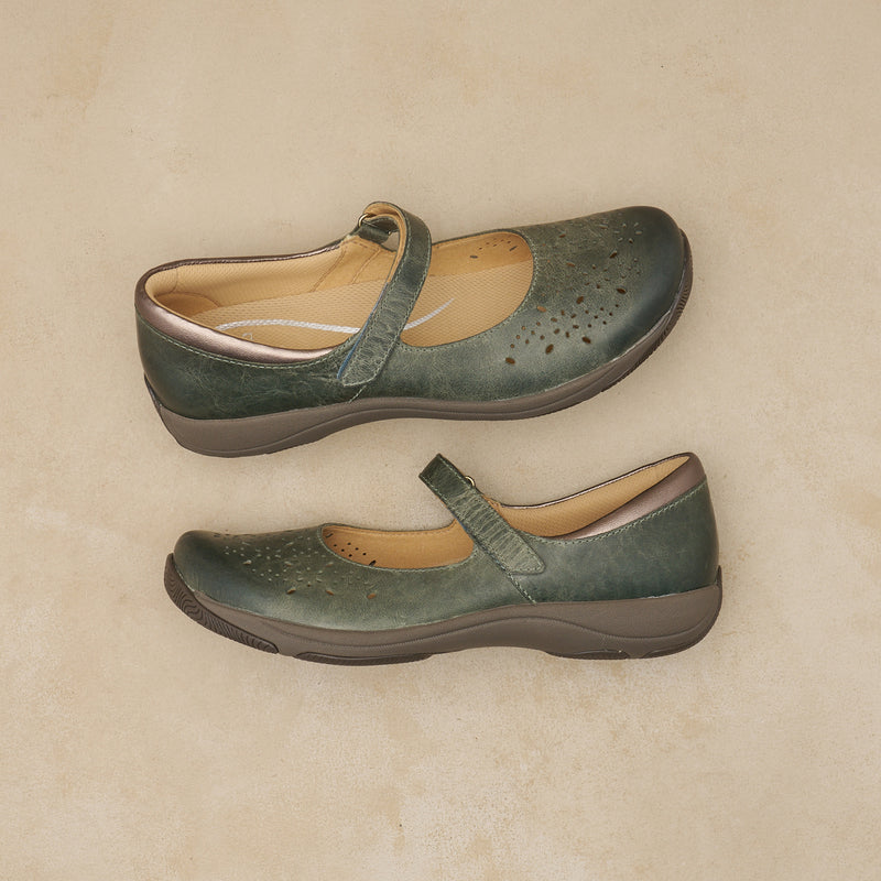 Stacy Lake Waxy Burnished