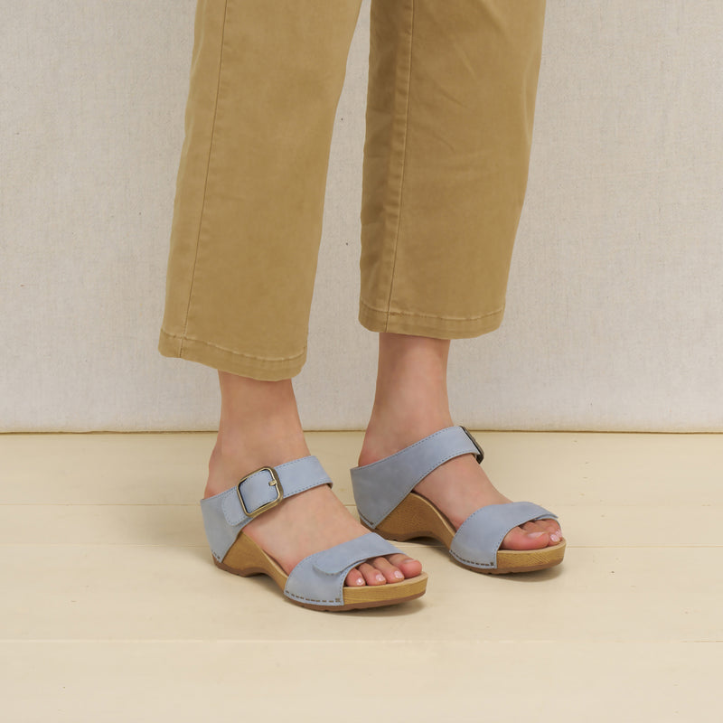 Tanya Sky Nubuck