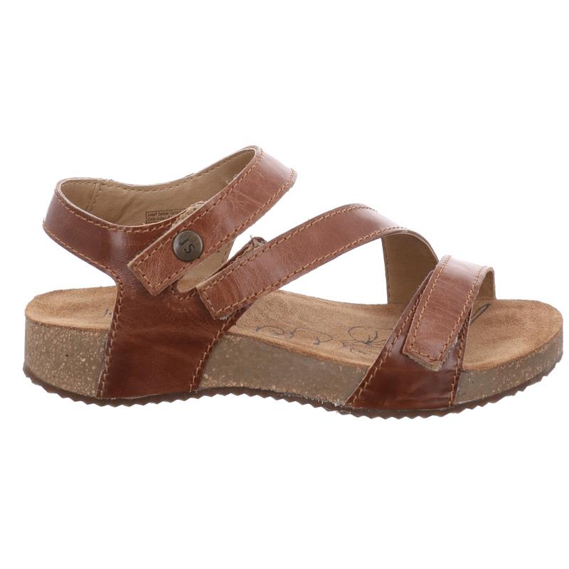 Women's Josef Seibel Tonga 25 in Camel. Sku: 78519-69480