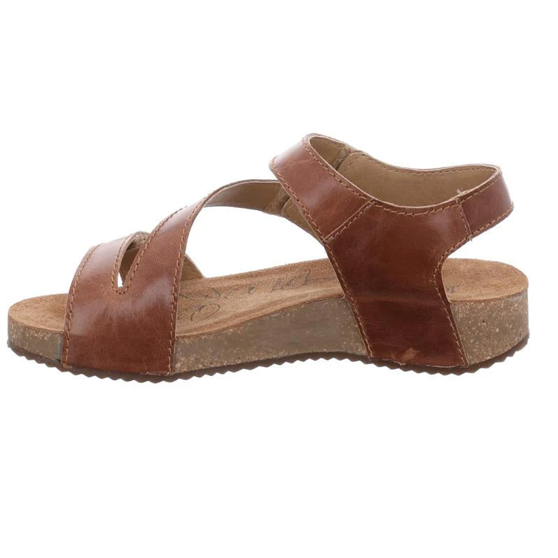 Women's Josef Seibel Tonga 25 in Camel. Sku: 78519-69480