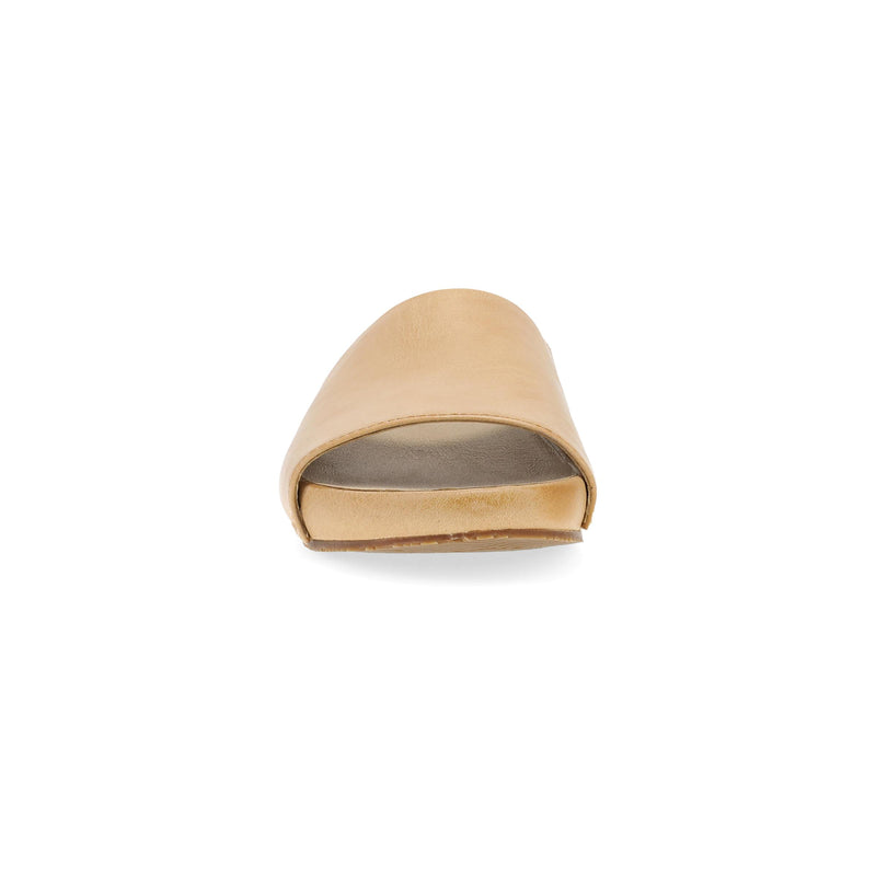 Toe image of Twyla Honey Leather