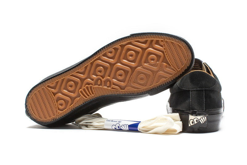 Last Resort AB | VM001 Cloudy Suede Lo Color : Fabios Black / Black