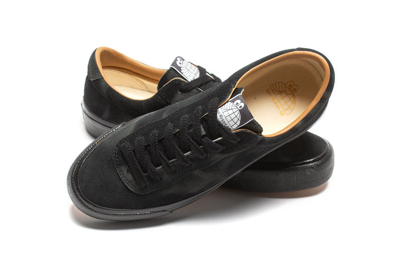 Last Resort AB | VM001 Cloudy Suede Lo Color : Fabios Black / Black