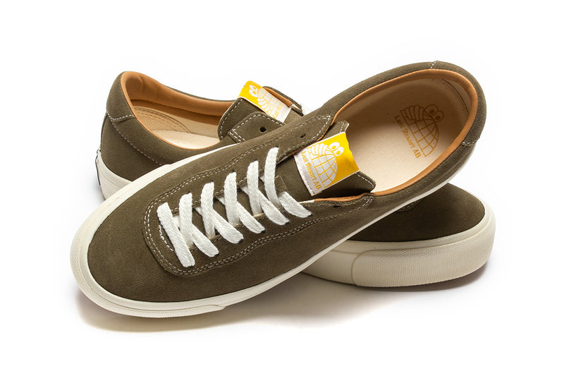 Last Resort VM001 Suede Lo Dusty Green / White  Edit alt text
