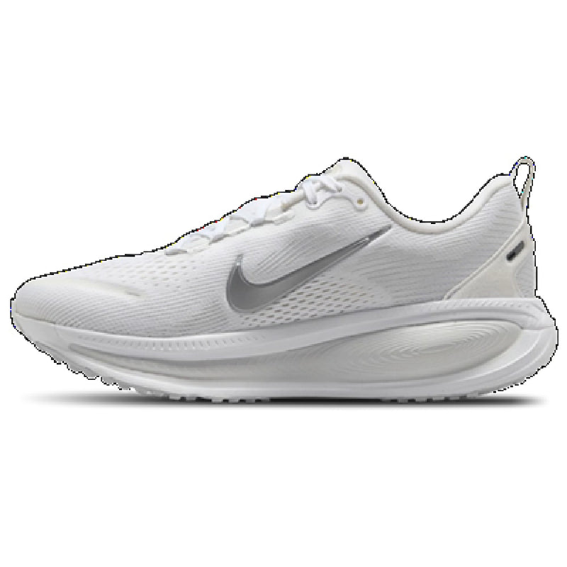 Women's Nike Vomero 18 White/Metallic Silver (HM6804 104)